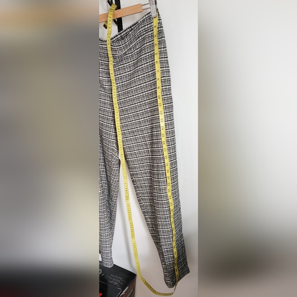 Eileen Fisher Wool Blend Houndstooth Ankle Trousers - Picture 6 of 8